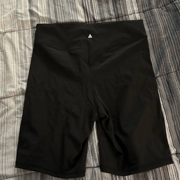 The Tenacity Rider Short Midnight - Picture 2 of 2